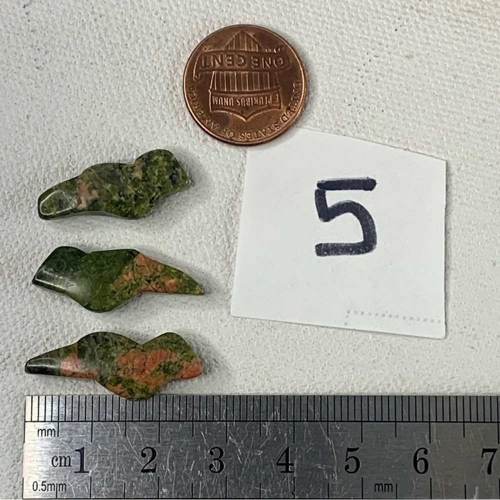 3 Native American Style Carved Bird Fetish Animal Stone Beads Pink Green Unakite